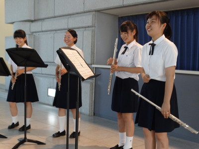 茗溪学園高等学校制服画像